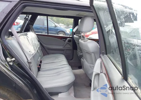 1998 Mercedes-Benz E 320 Awd из США, поврежденный, VIN WDBJH82F0WX010457